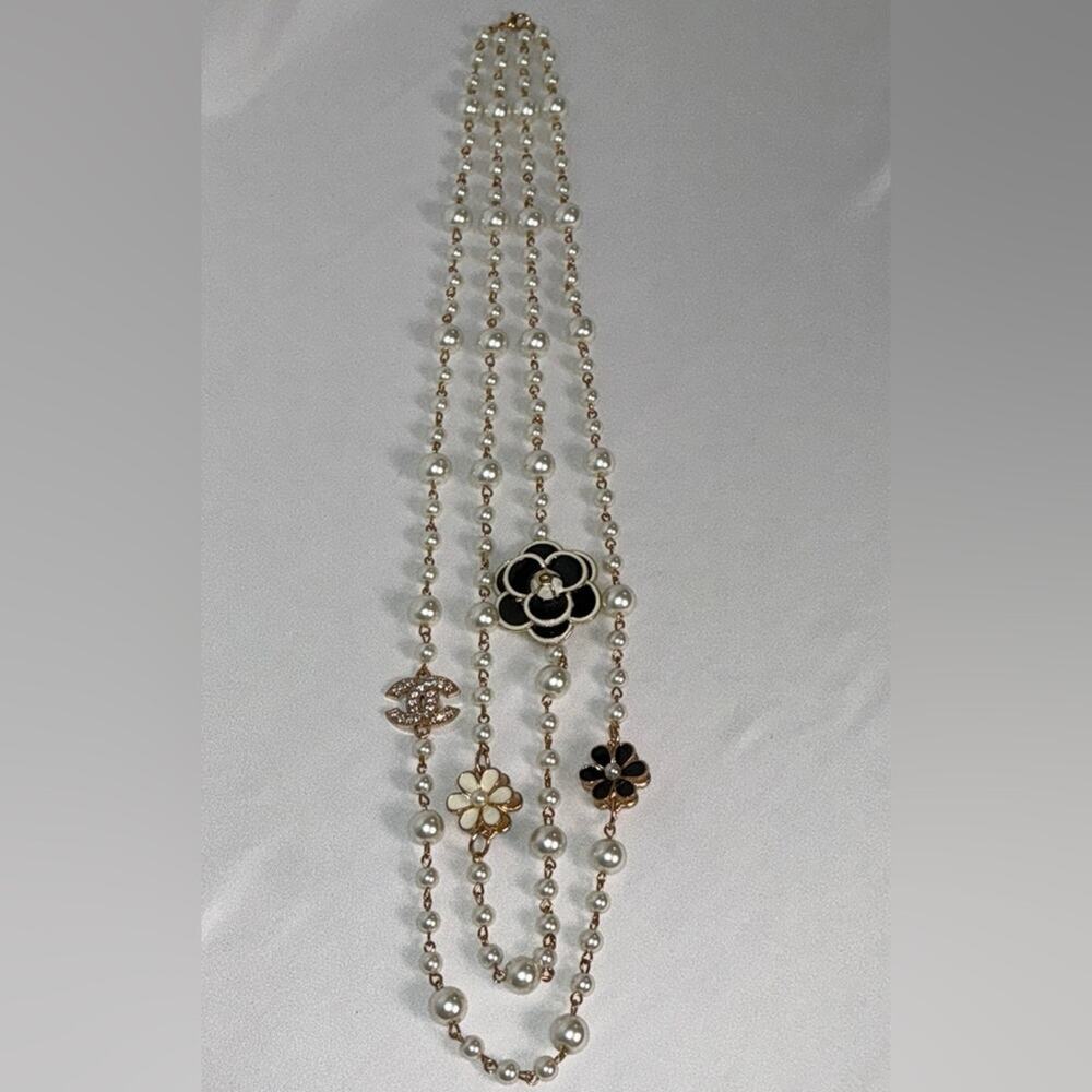 Pearl & Gold Flower Necklace Simulated Faux Pearl Strand Layers Chanel extender - Picture 5 of 10